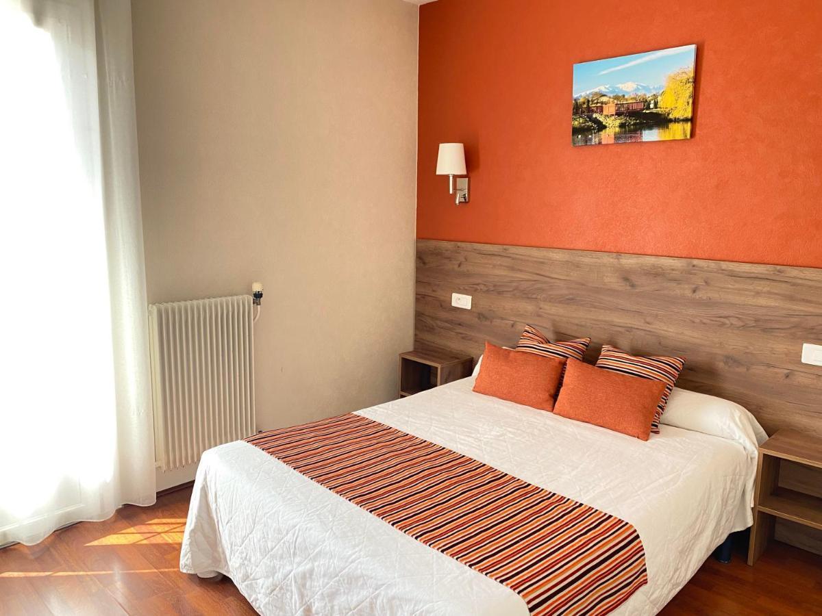Hotel Le Belvedere 생시프리앙 외부 사진